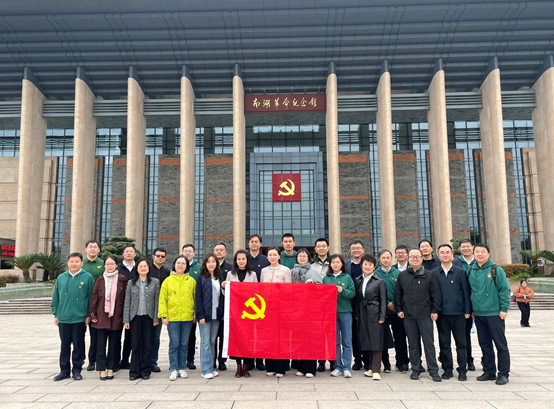 红船精神照征程，奋楫笃行启新章 ——第73期高校中青年干部培训班浙江团开展“新时代重走一大路”党性学习教育活动